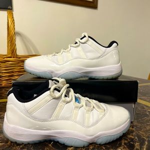 Air Jordan 11 Retro Low